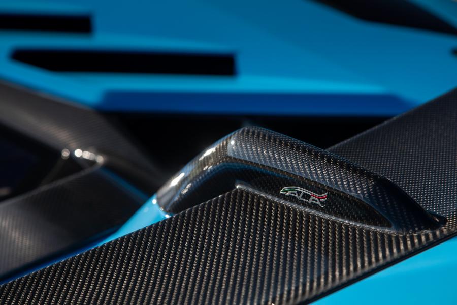 Детали экстерьера Lamborghini Aventador SVJ Roadster 2019 года  (NA) (фото 17 из 49)